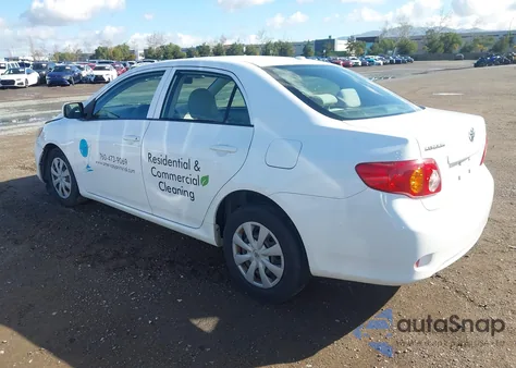 2010 Toyota Corolla Le z USA, uszkodzony, nr VIN JTDBU4EE2A9095926